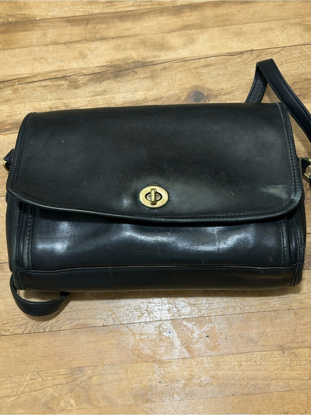 Vintage Coach #9812 Ridgefield Flap *FAIR*